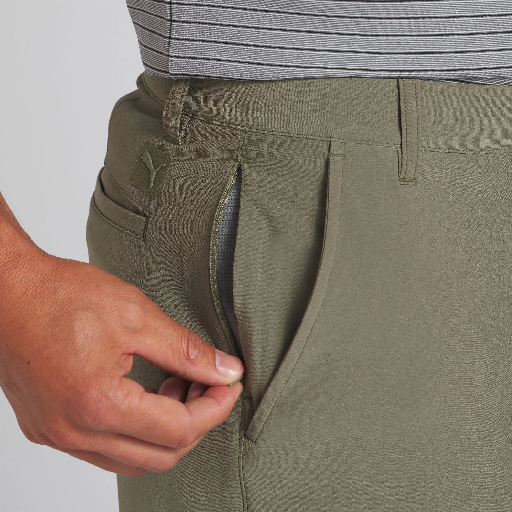 101 Solid 9" Golf Shorts