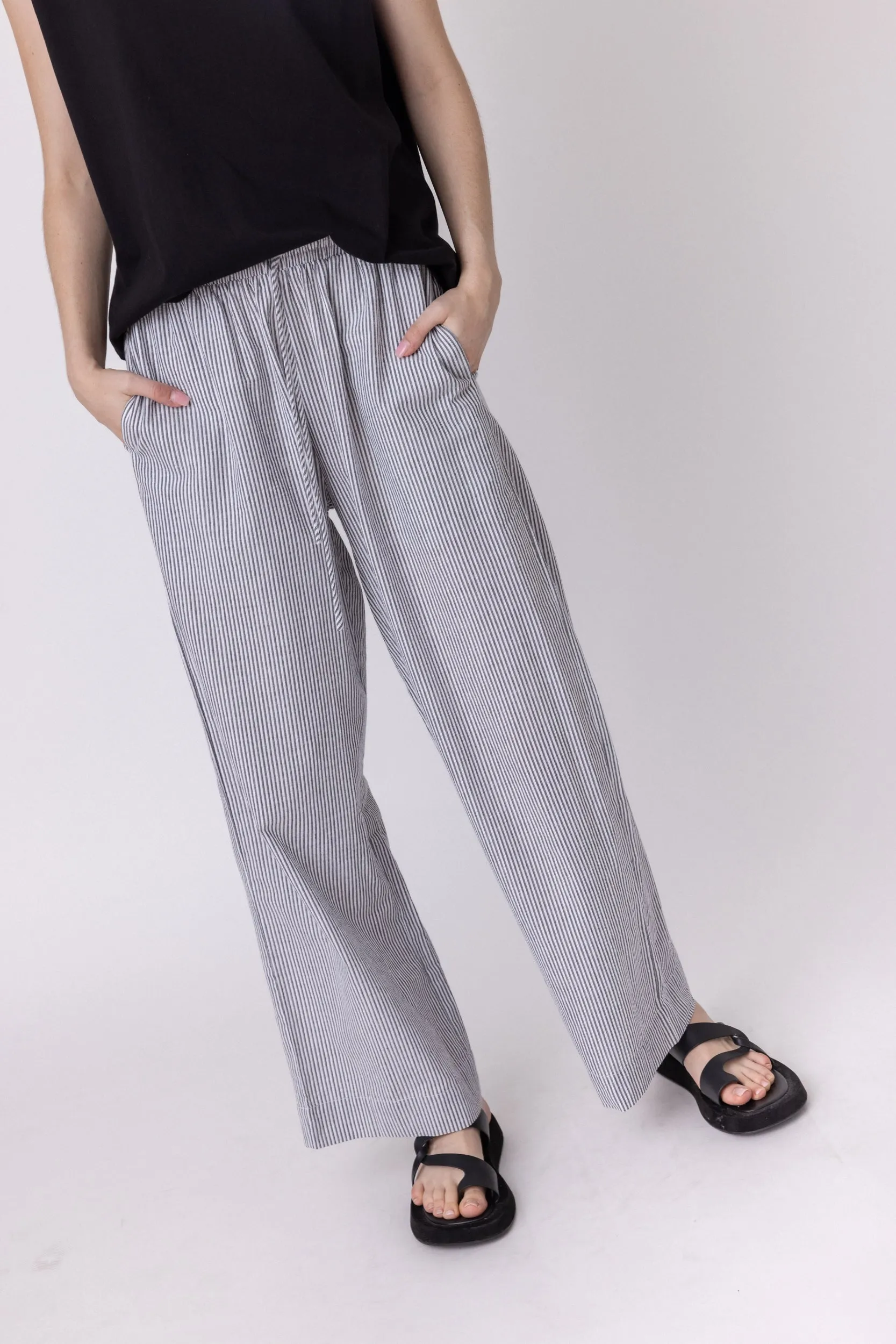 BOTEGO Pants Black Stripe