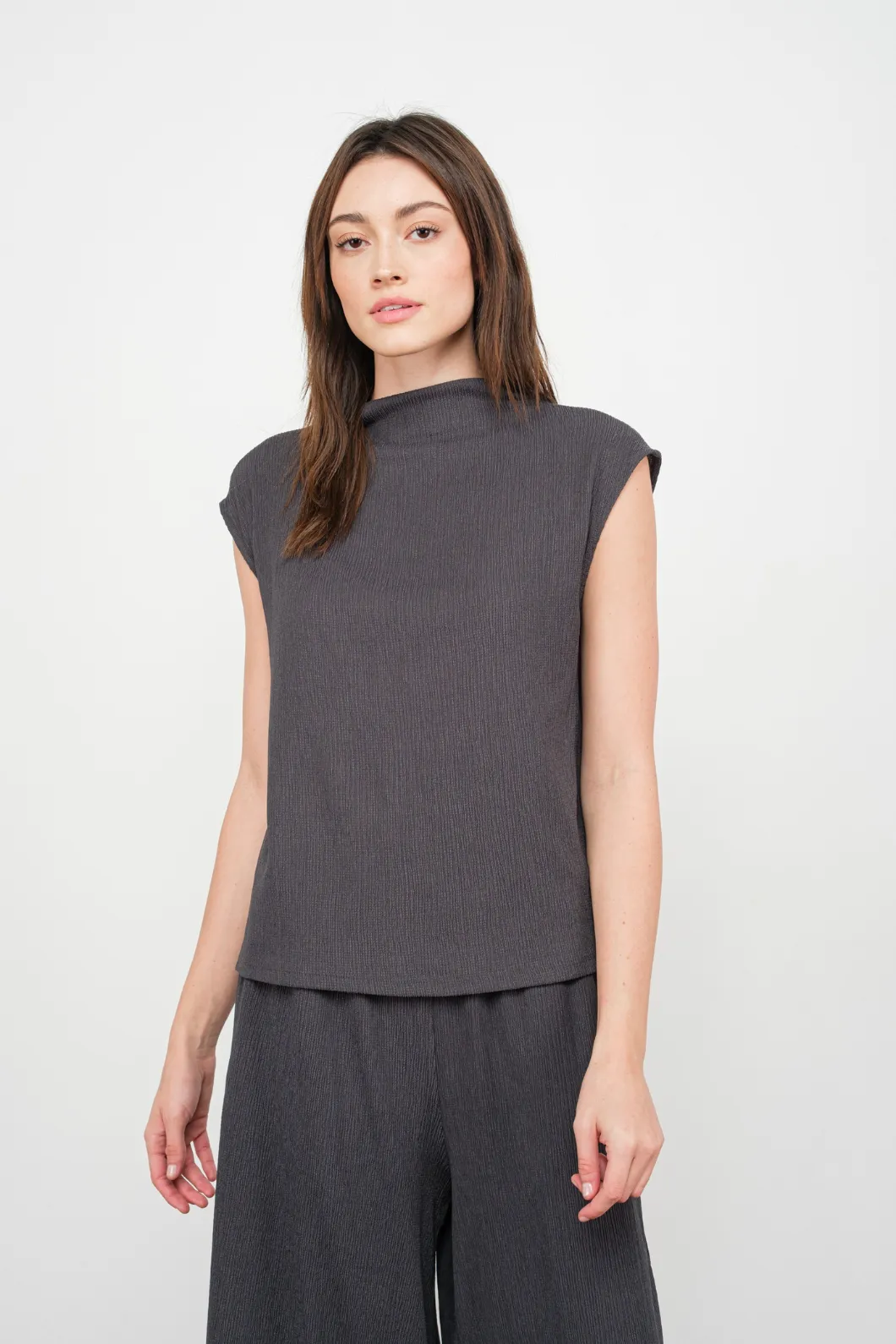 Crinkled Mock Neck Top