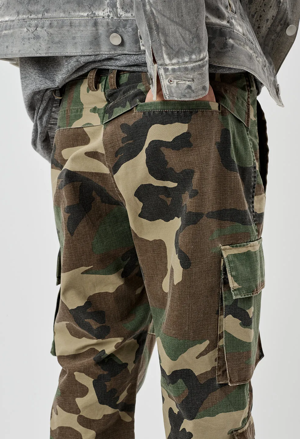 Utility Cargo Pants / Camo