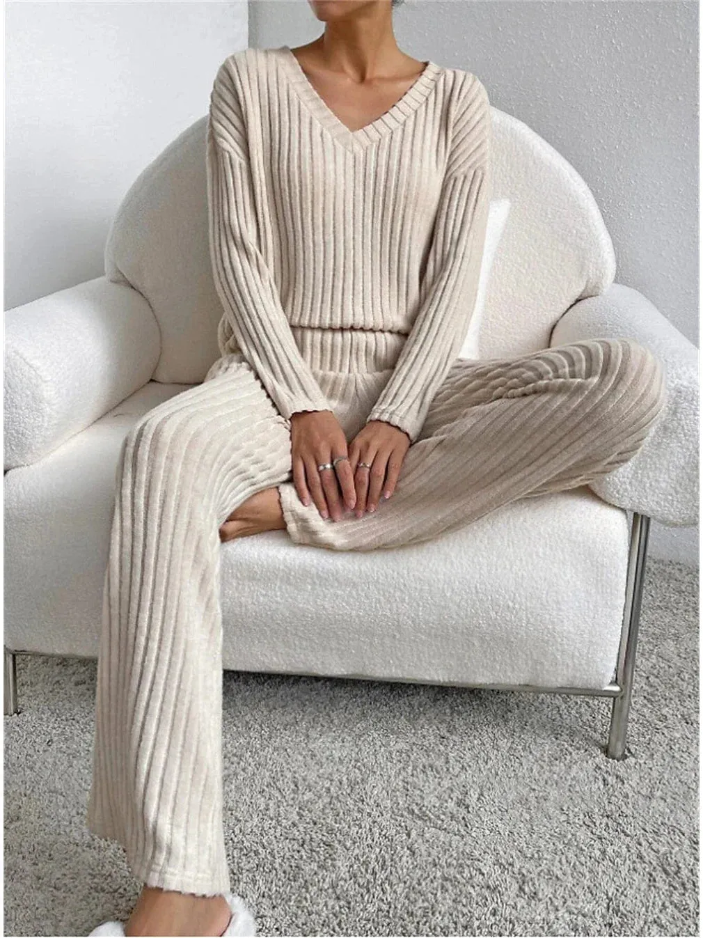 Women's Cozy Fleece Long Sleeve T-shirt and Pants Set in Black, Khaki, and Beige