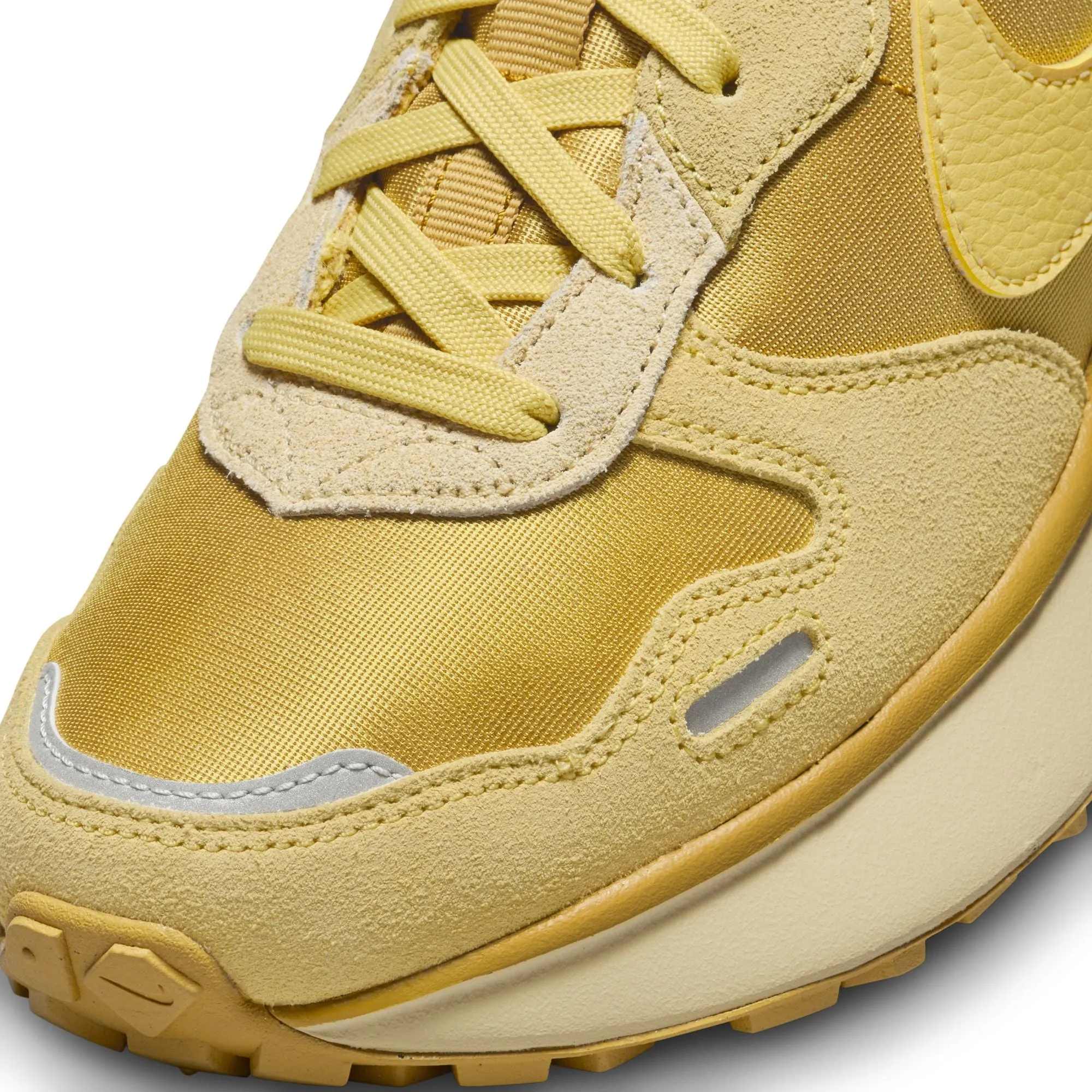 Women's Nike Phoenix Waffle Yellow WHEAT GOLD/SATURN GOLD-TEAM GOLD fj1409-700