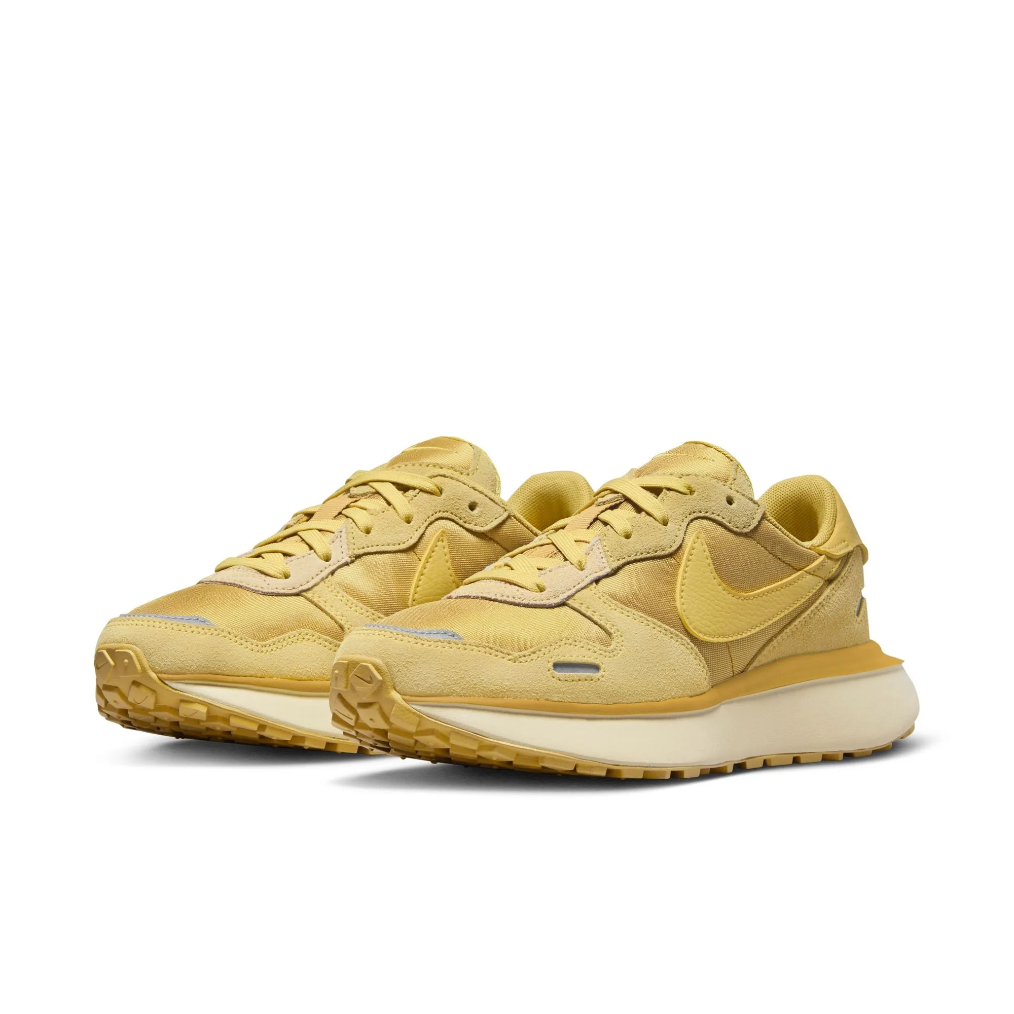 Women's Nike Phoenix Waffle Yellow WHEAT GOLD/SATURN GOLD-TEAM GOLD fj1409-700